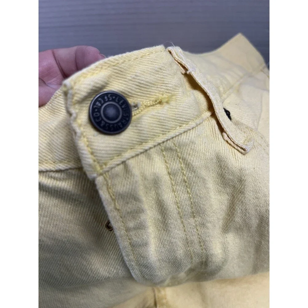 Yellow Levi’s Jeans New With Tag Middy Straight Leg 30x30 Women’s Denim 2022